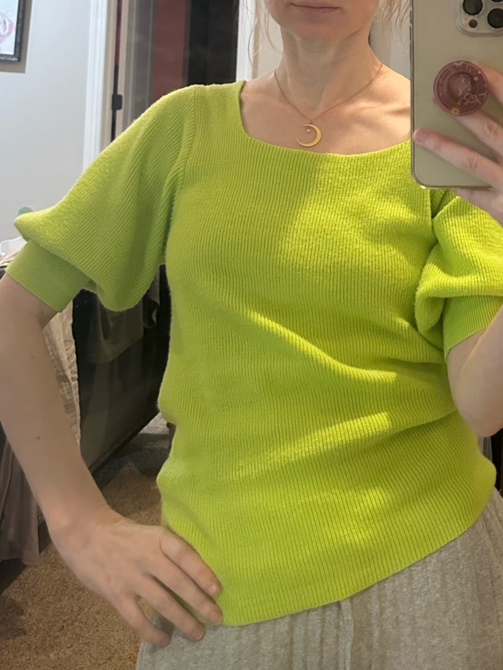 Moodie Short Sleeve Sweater Lime Green sz Small Square Neck Puff Sleeve SOFT